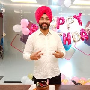 Meet your Posher, Jeevan